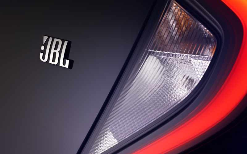 toyotaaygoxjbl-details7